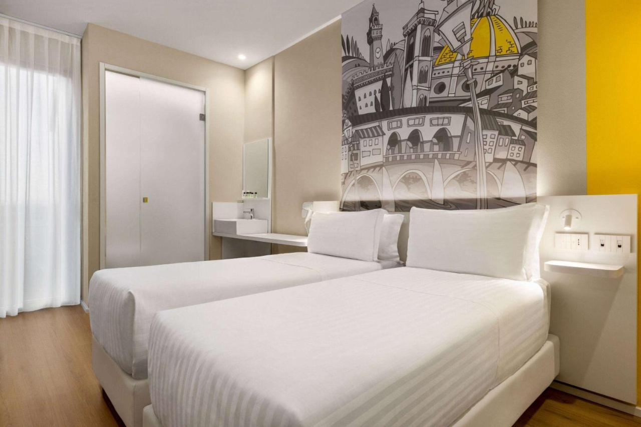 Wyndham Garden ฟลอเรนซ์ ภายนอก รูปภาพ