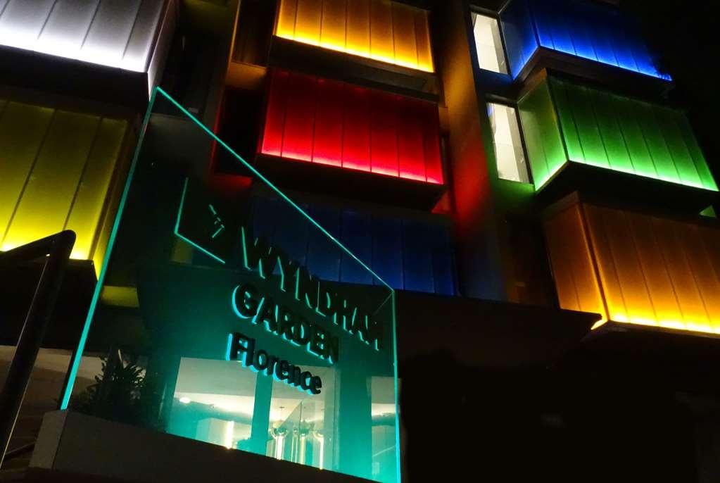 Wyndham Garden ฟลอเรนซ์ ภายนอก รูปภาพ